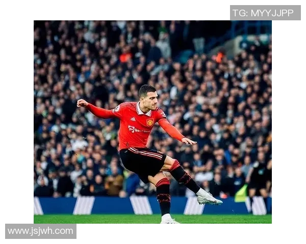 曼联重塑辉煌之路从低谷到巅峰探寻红魔复兴的关键动力