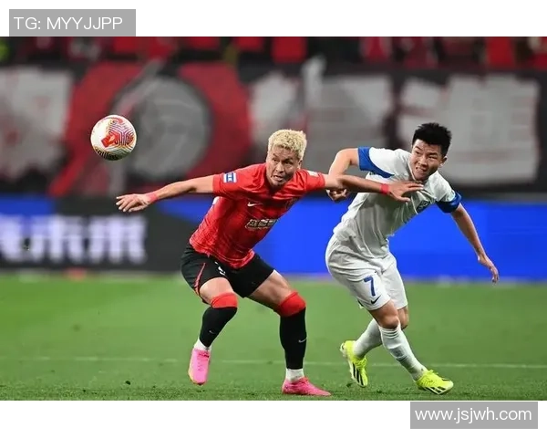 武汉三镇迎战成都蓉城 两强对决争夺中超积分榜重要位置